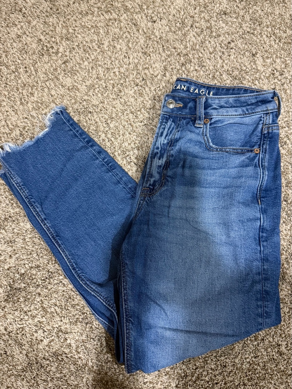 American Eagle Outfitters Medium Blue Ankle Crop High-Rise Jeans